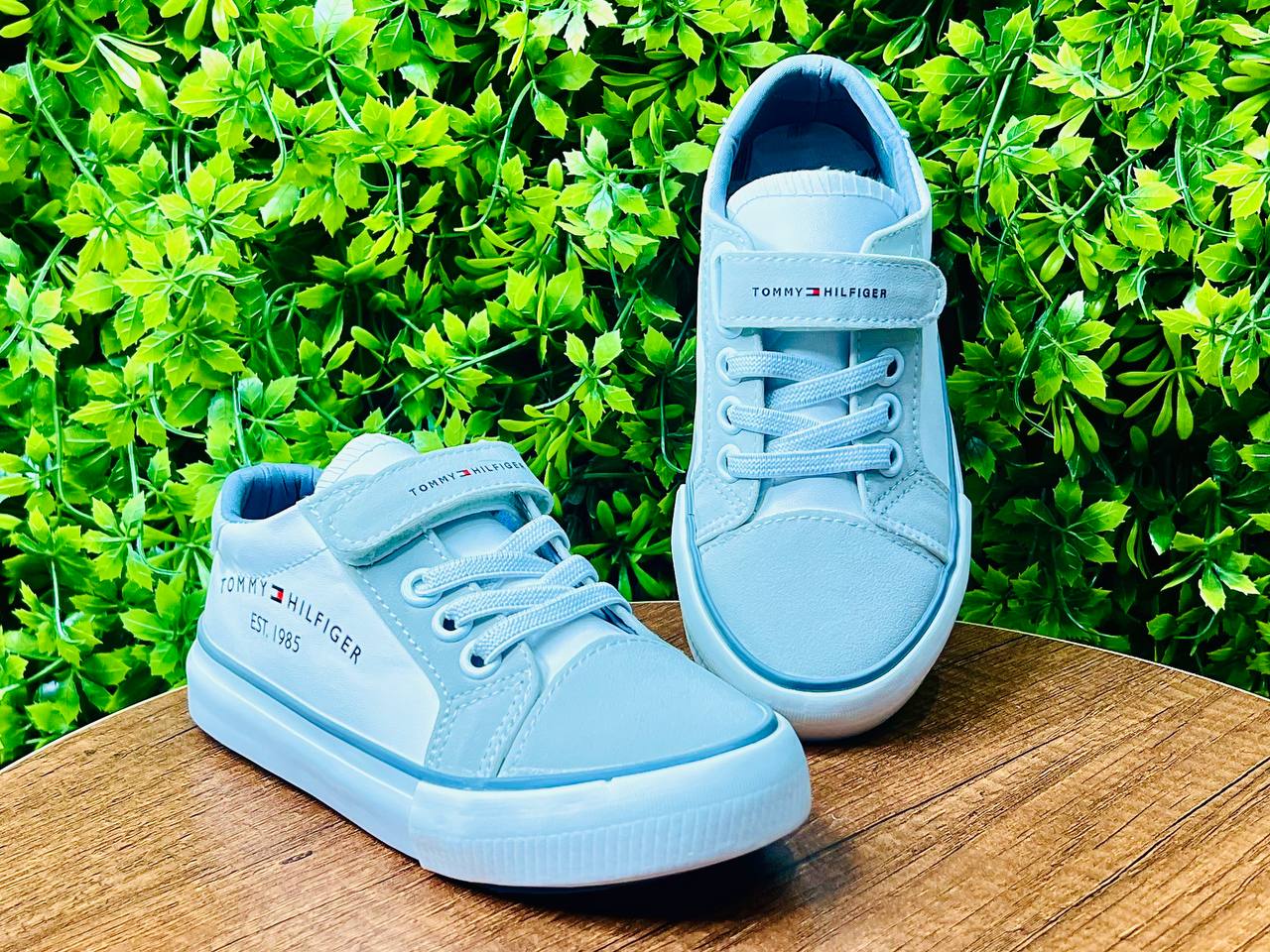 tommy hilfiger gray shoes