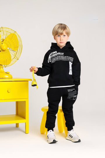 Boys’ Black Hooded Sweatshirt & Jogger Set – Graphic Print 2-Piece Tracksuit