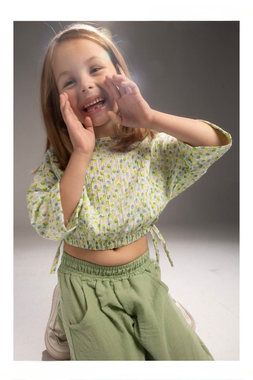 Girls Mint Green Floral Crop Top & Wide Leg Pants Set – Elegant Casual Outfit for Kids