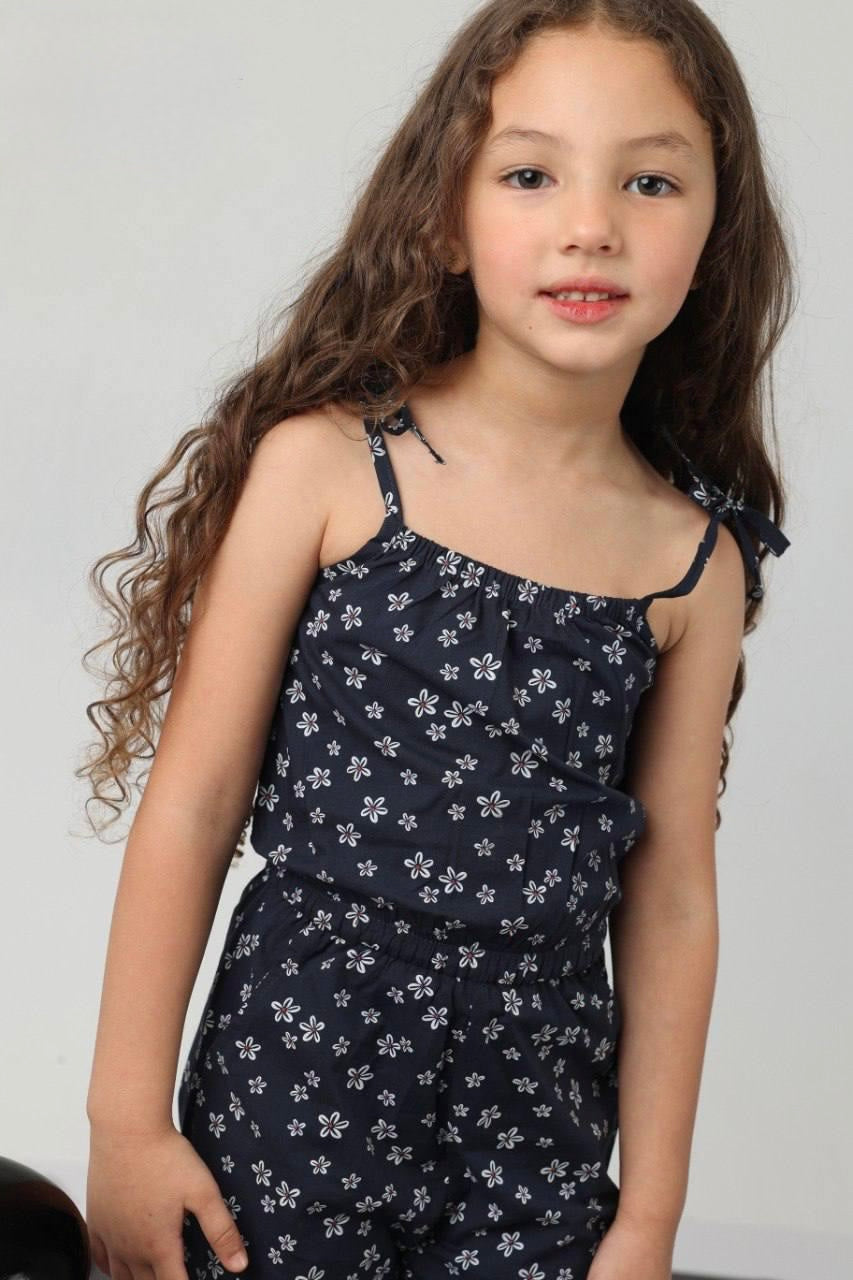 Girls Floral Sleeveless Jumpsuit – Stylish Navy Capri Romper for Kids