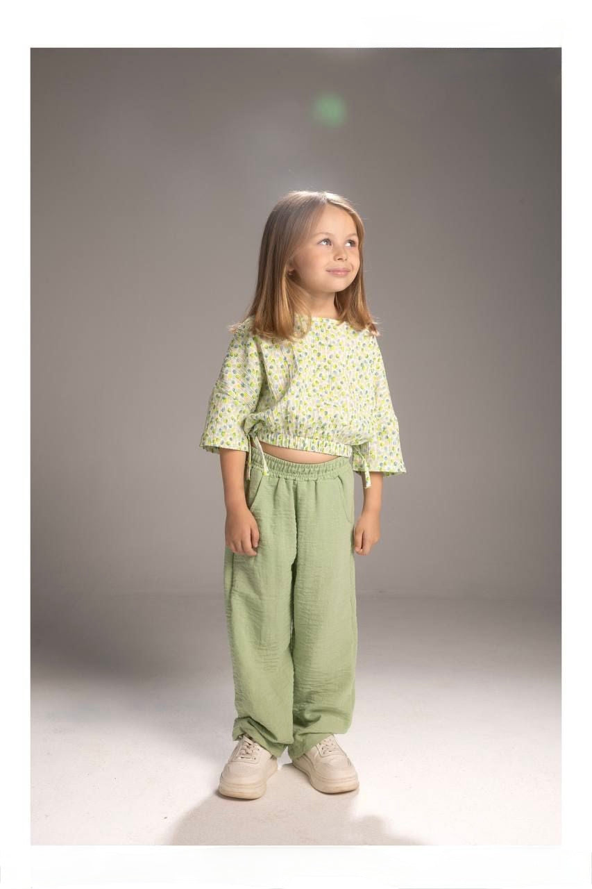 Girls Mint Green Floral Crop Top & Wide Leg Pants Set – Elegant Casual Outfit for Kids