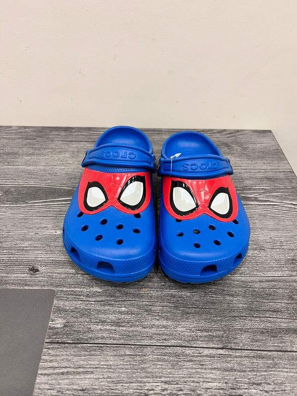 spiderman crocs-blue