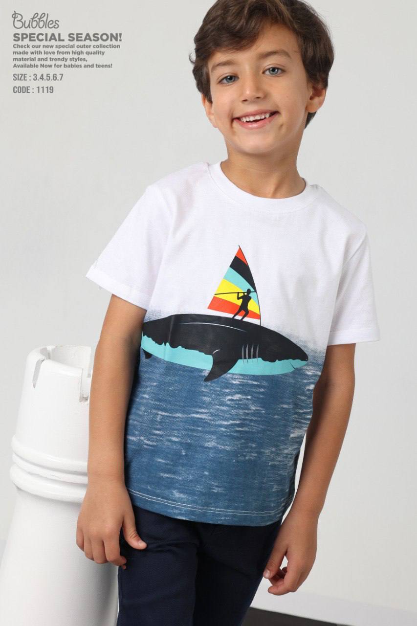 Boys Shark Graphic T-Shirt & Navy Shorts Set – Casual Summer Outfit (size 3-7)