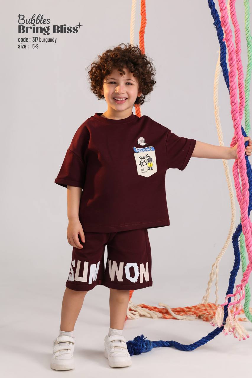 Kids Oversized T-Shirt & Shorts Set – Burgundy Casual 2-Piece Summer Outfit for Boys