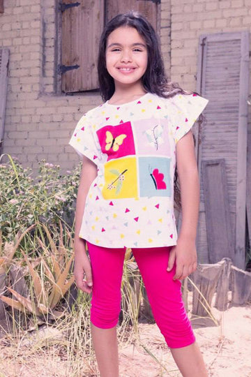 Girls Butterfly Summer Pajama Set – White Printed Top & Fuchsia Capri Pants