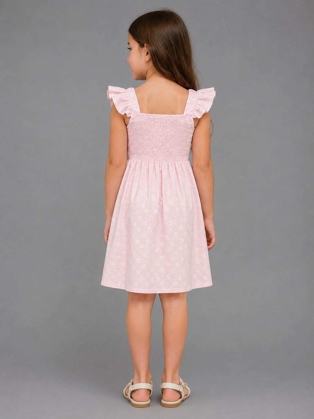 Girls' Pink Smocked Floral Dress with Bow Detail – Elegant Sleeveless Summer Dress for Kids
