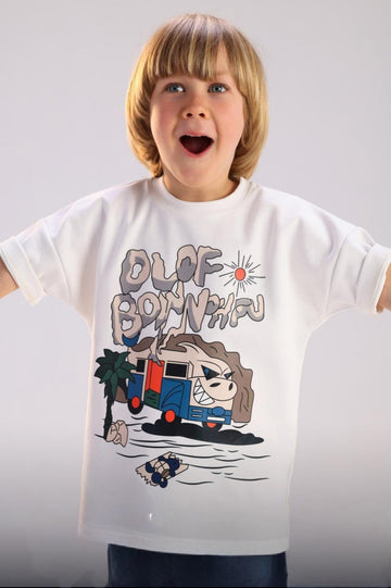 Kids’ White Graphic T-Shirt & Denim Shorts Set – Casual Summer Outfit