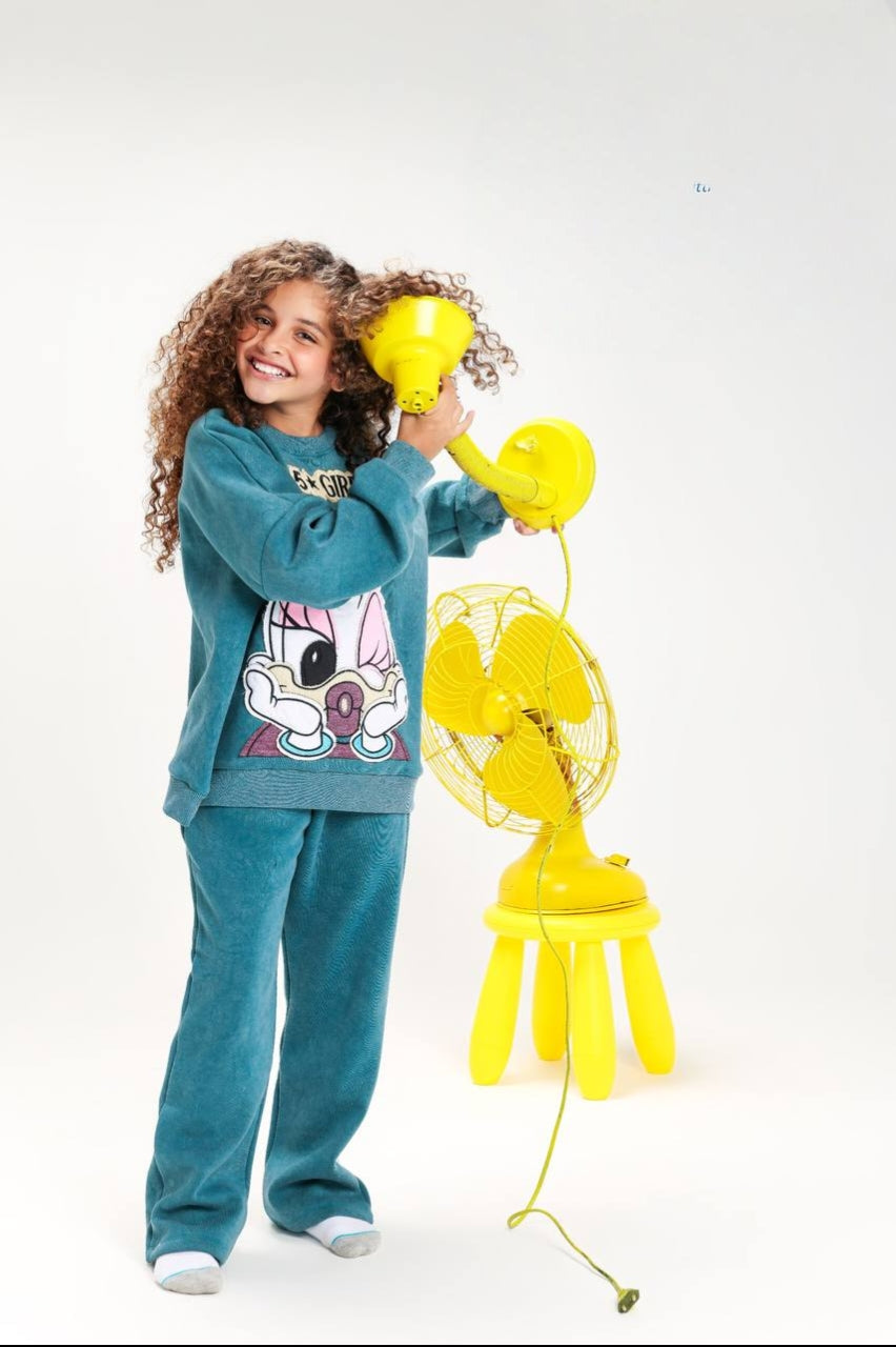 Girls’ Teal Velour Tracksuit Set – Cute Cartoon Print 2-Piece Outfit