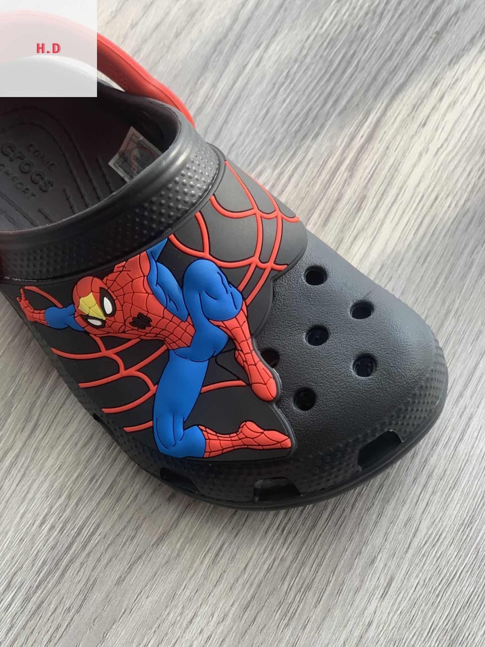 crocs spider