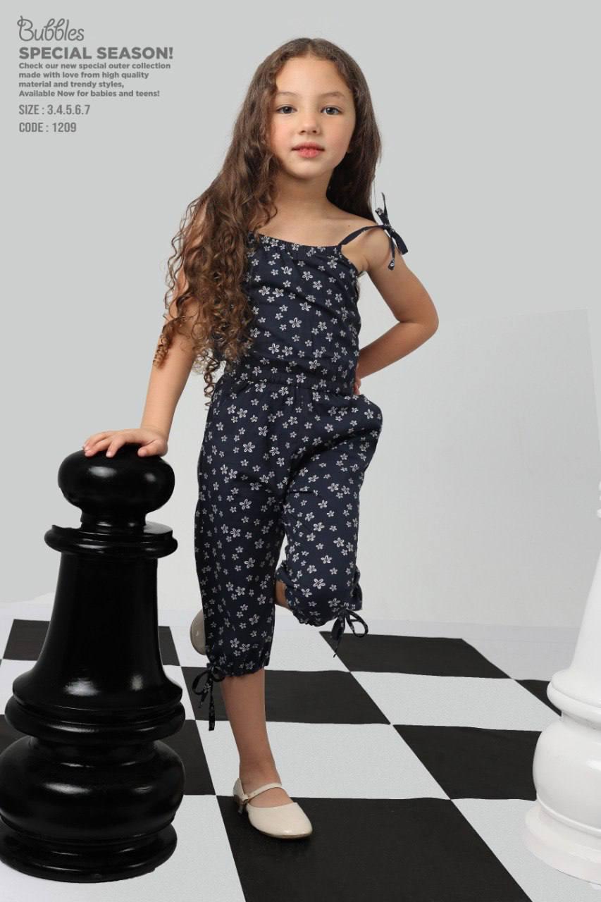Girls Floral Sleeveless Jumpsuit – Stylish Navy Capri Romper for Kids