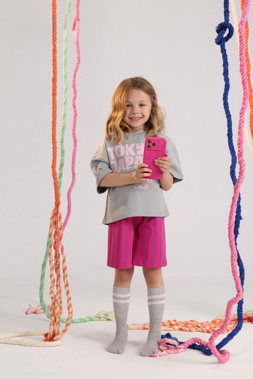 Girls Tokyo Japan Graphic T-Shirt & Striped Shorts Set – Grey & Pink Casual Summer Outfit