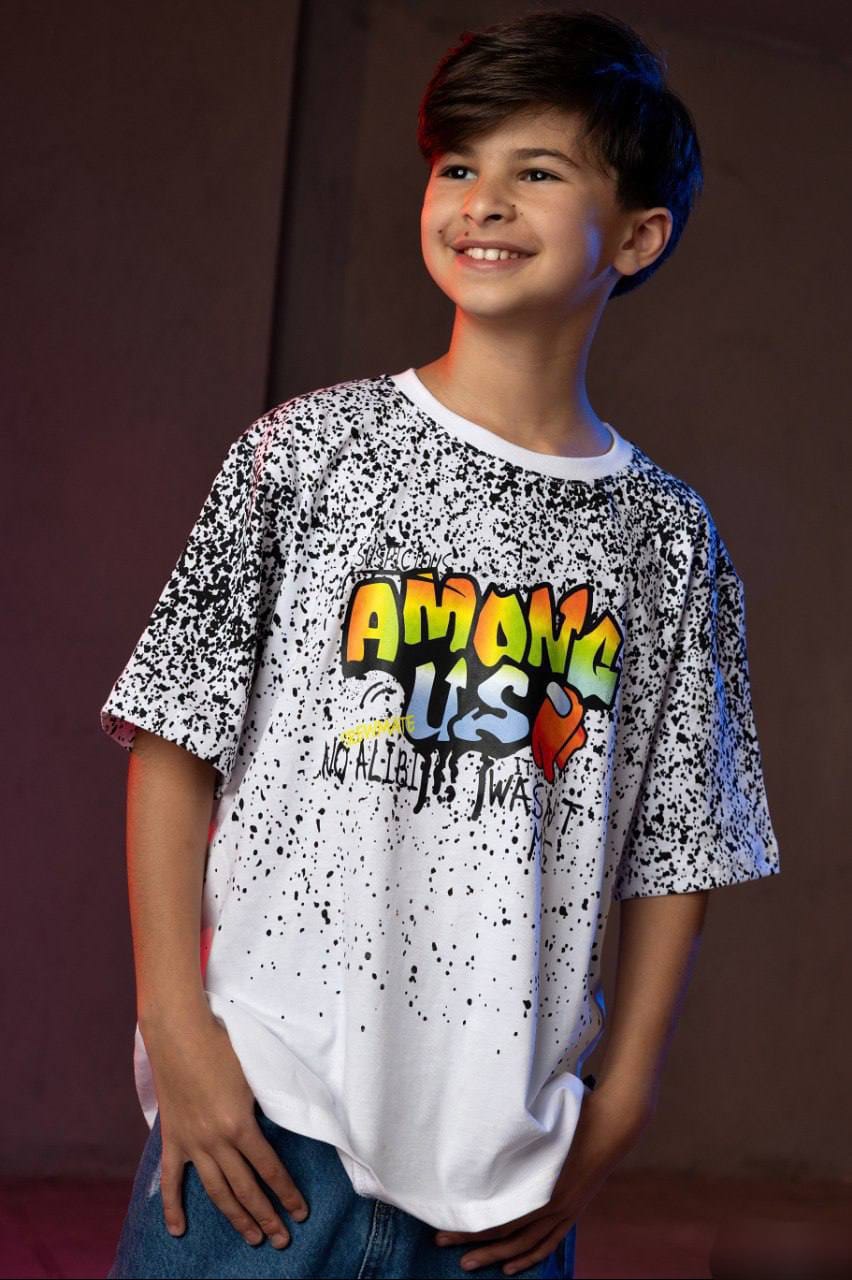 Boys' Oversized Graphic T-Shirt – White Graffiti Print Casual Cotton Tee | Trendy Streetwear for Kids