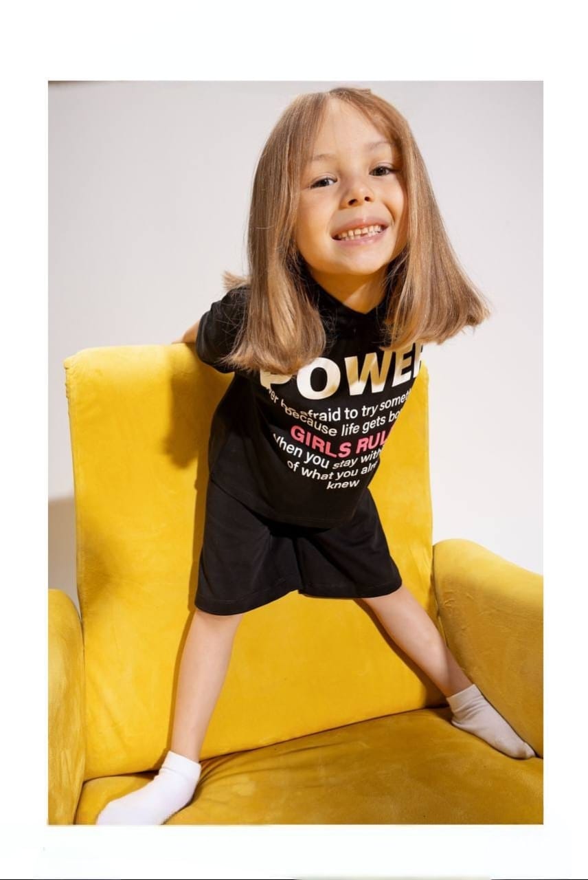 Girls' Black Graphic T-Shirt & Wide-Leg Shorts Set – Casual Cotton 2-Piece Outfit