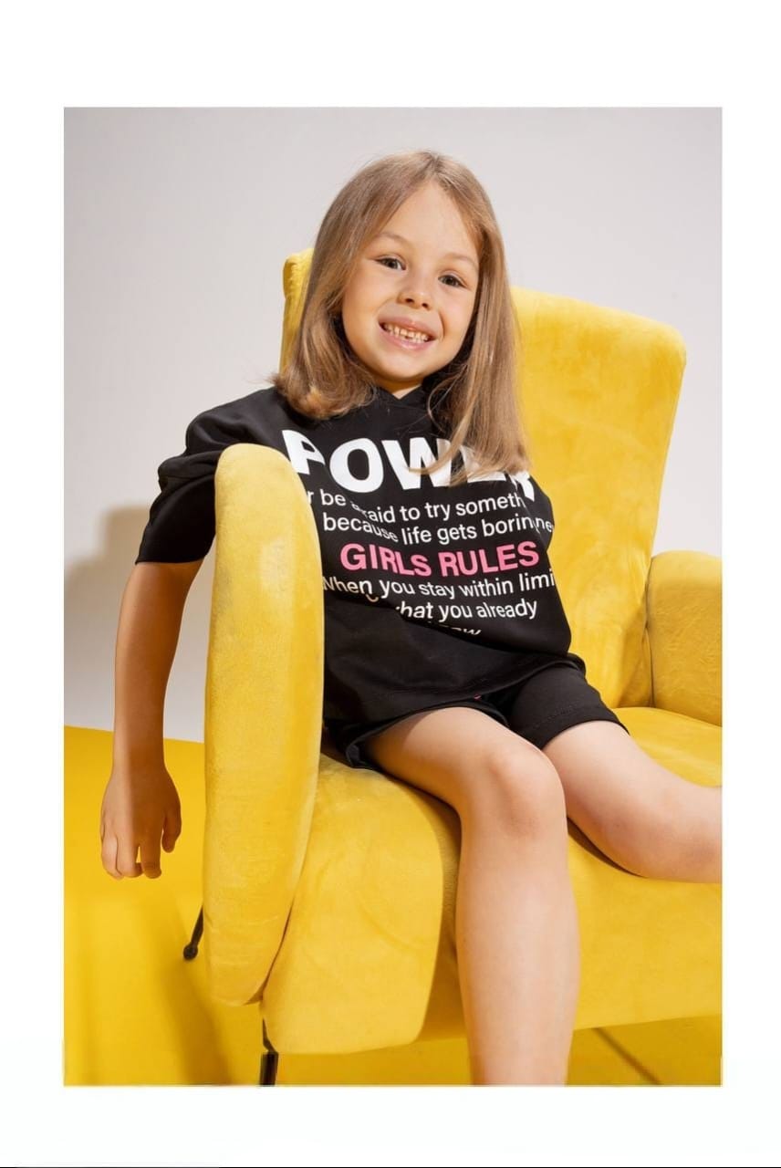 Girls' Black Graphic T-Shirt & Wide-Leg Shorts Set – Casual Cotton 2-Piece Outfit