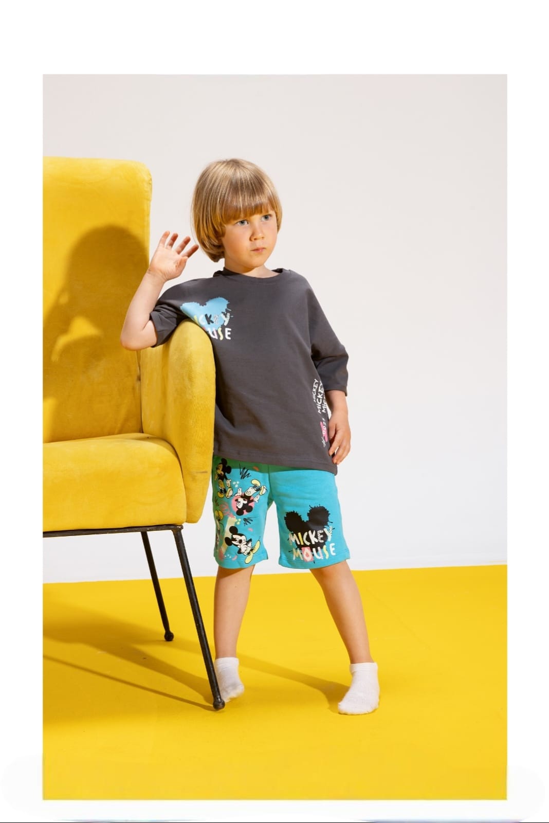 Boys' Mickey Mouse Graphic T-Shirt & Printed Shorts Set – Cotton Summer 2-Piece Outfit