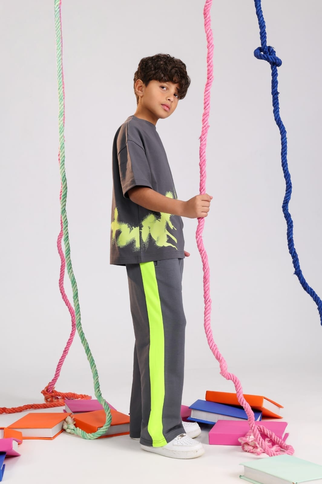 Boys' Oversized Charcoal Graphic T-Shirt & Wide-Leg Pants Set – Cotton Casual 2-Piece Outfit