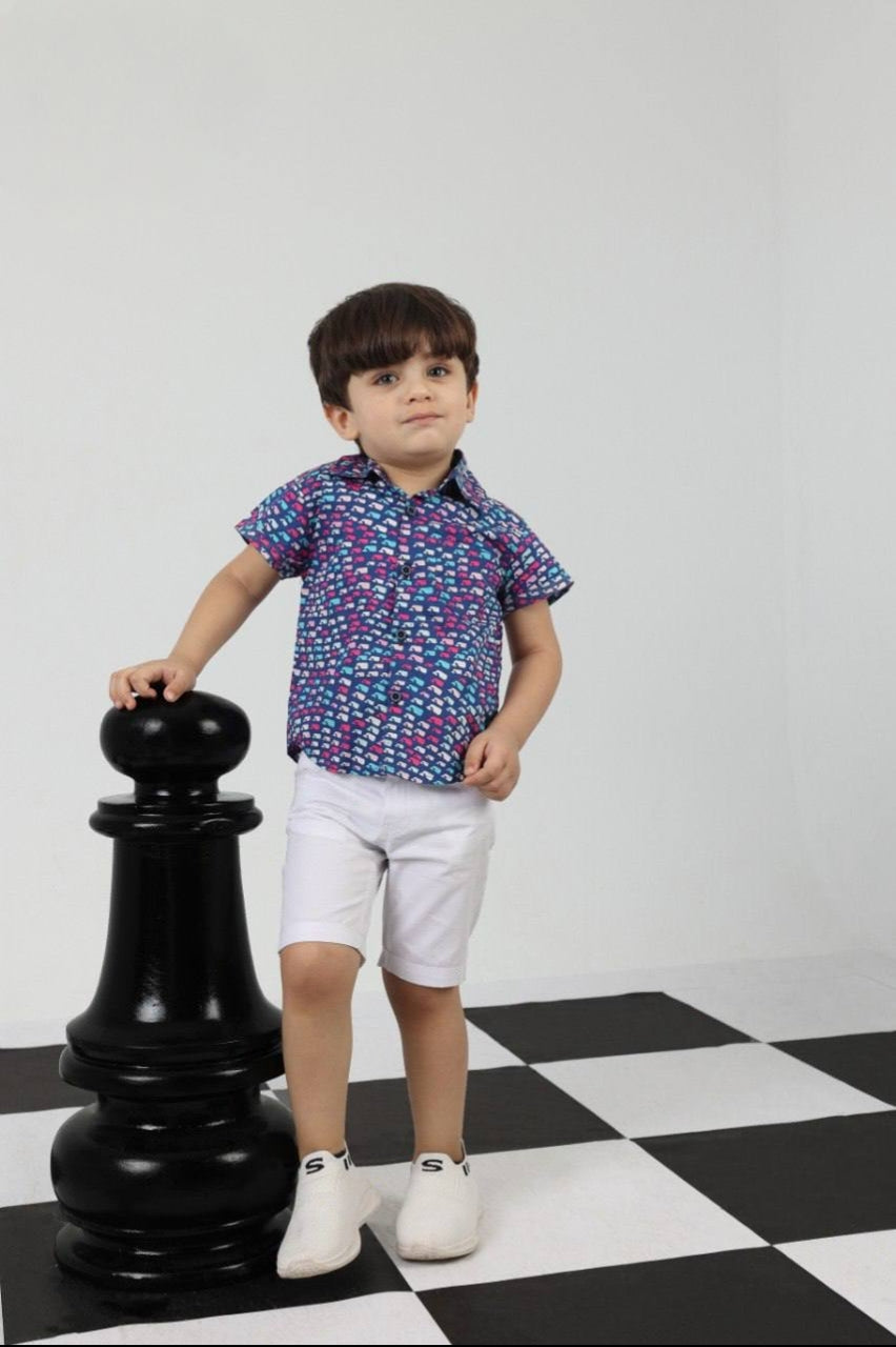 Boys’ Printed Short-Sleeve Shirt & White Shorts Set – Stylish Casual Summer Outfit