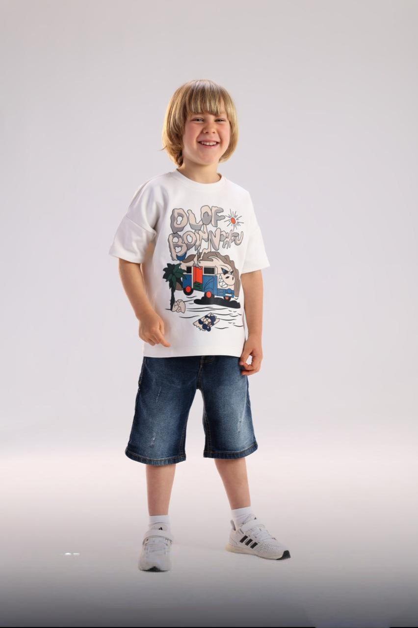 Kids’ White Graphic T-Shirt & Denim Shorts Set – Casual Summer Outfit