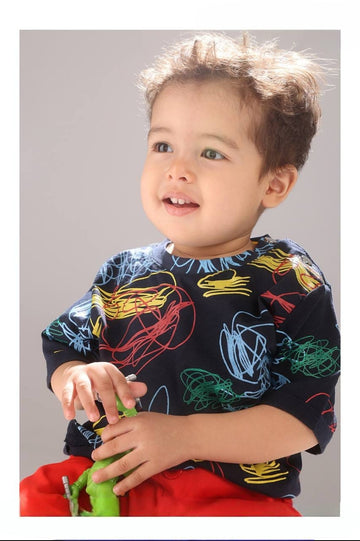 Boys’ Scribble Print T-Shirt & Red Shorts Set – Fun Casual Summer Outfit