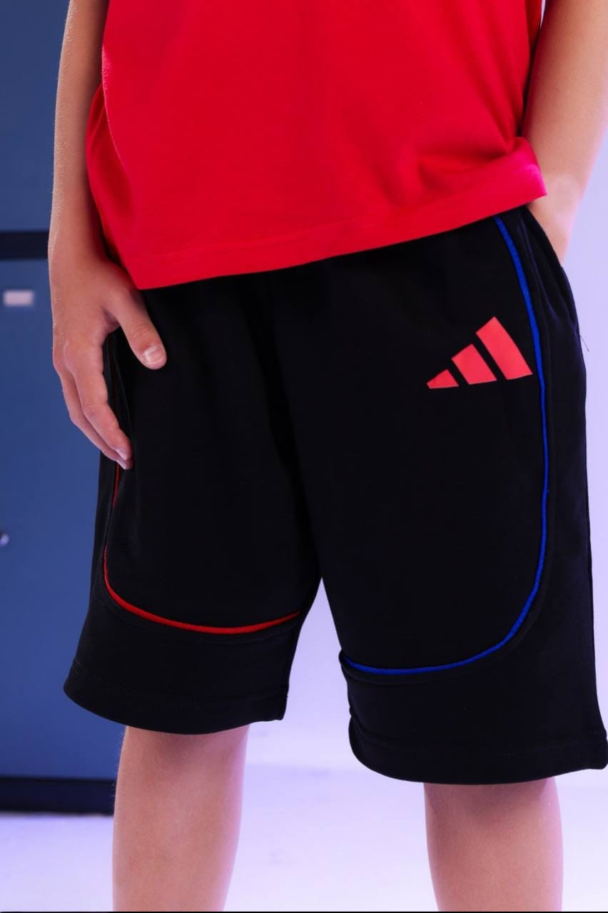 Boys’ Adidas Graphic T-Shirt & Shorts Set – Red, Blue & Black Sports Outfit