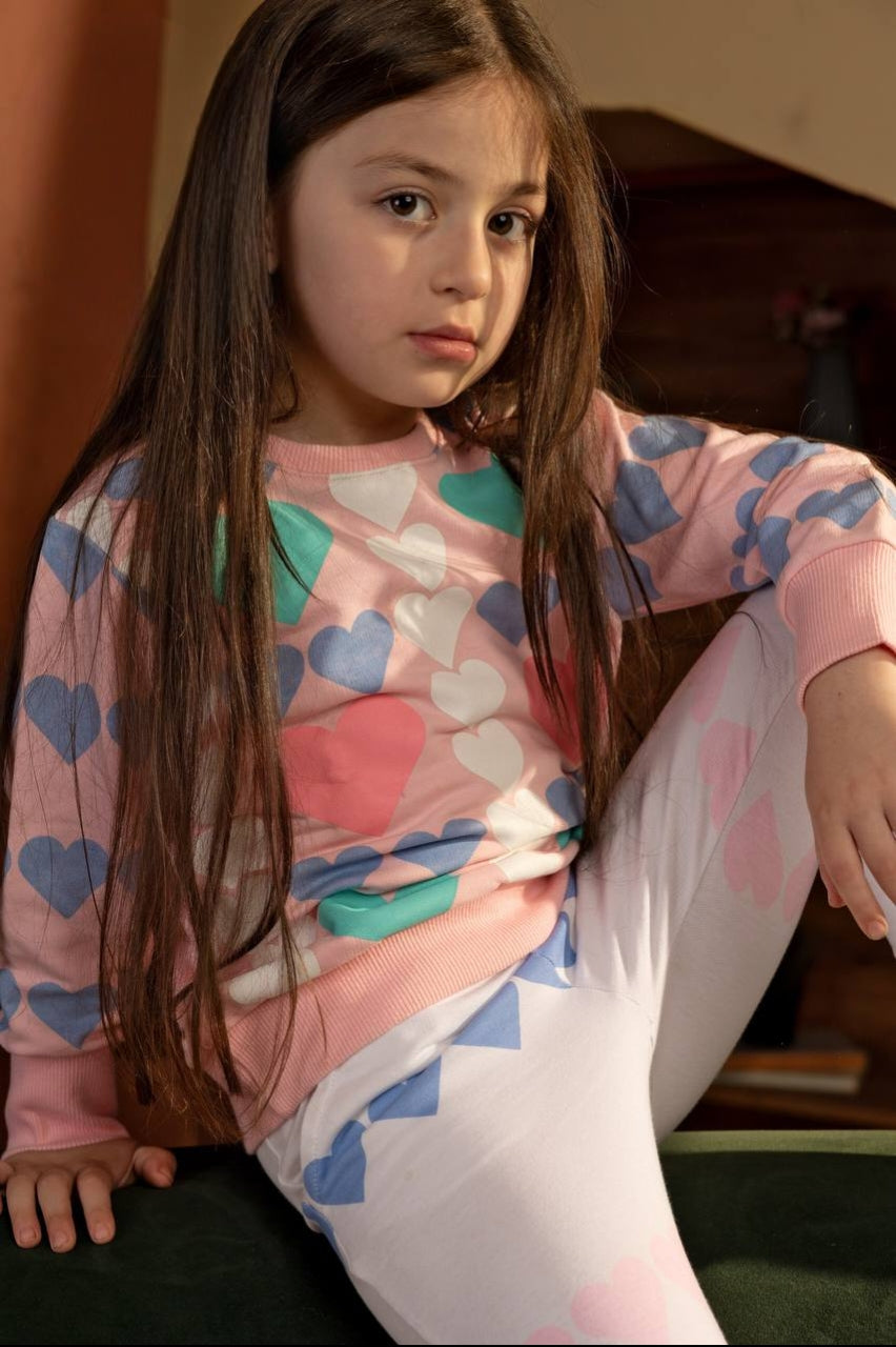 Girls’ 2-Piece Heart Print Tracksuit Set – Sweatshirt & Jogger Pants