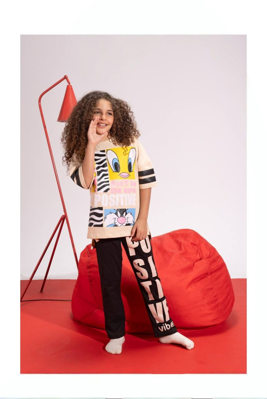Girls’ Tweety & Sylvester Printed T-Shirt with Black Wide-Leg Pants Set