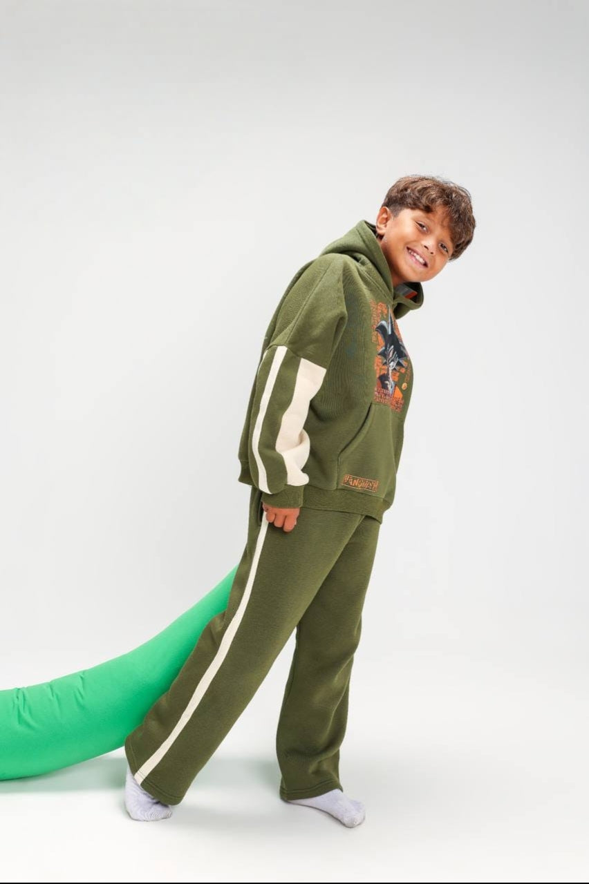 Boys’ Dragon Ball Z Graphic Hoodie Set – Olive Green & Cream Two-Piece Tracksuit