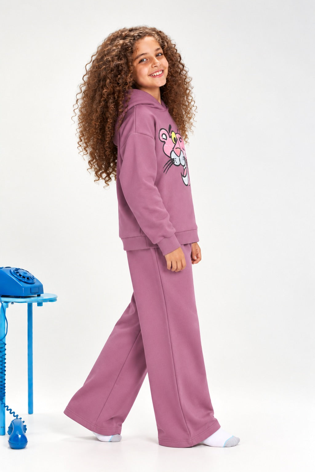 Girls’ Pink Panther Graphic Hoodie & Wide-Leg Pants Set – Casual Two-Piece Outfit