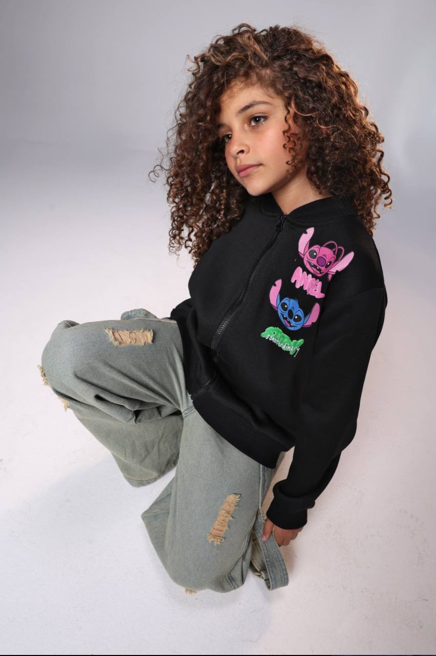 Girls’ Black Stitch Graphic Zip-Up Hoodie – Long-Sleeve Casual Sweatshirt