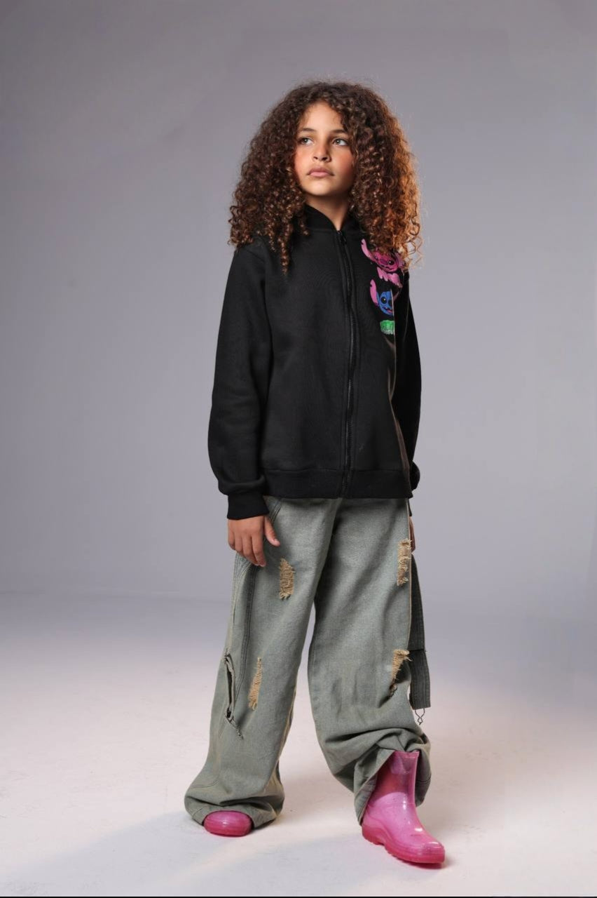Girls’ Black Stitch Graphic Zip-Up Hoodie – Long-Sleeve Casual Sweatshirt