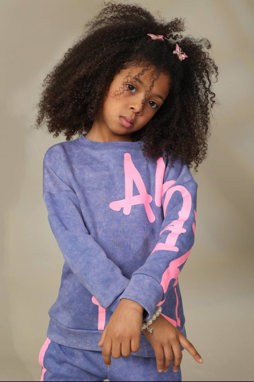 Girls’ Purple Graphic Sweatshirt & Pants Set – Pink Letter Print Two-Piece Outfit