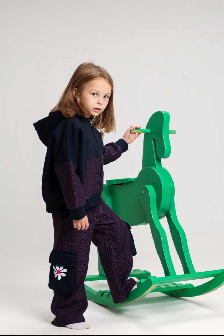 Girls’ Herringbone Zip-Up Jacket & Cargo Pants Set – Stylish Two-Piece Outfit