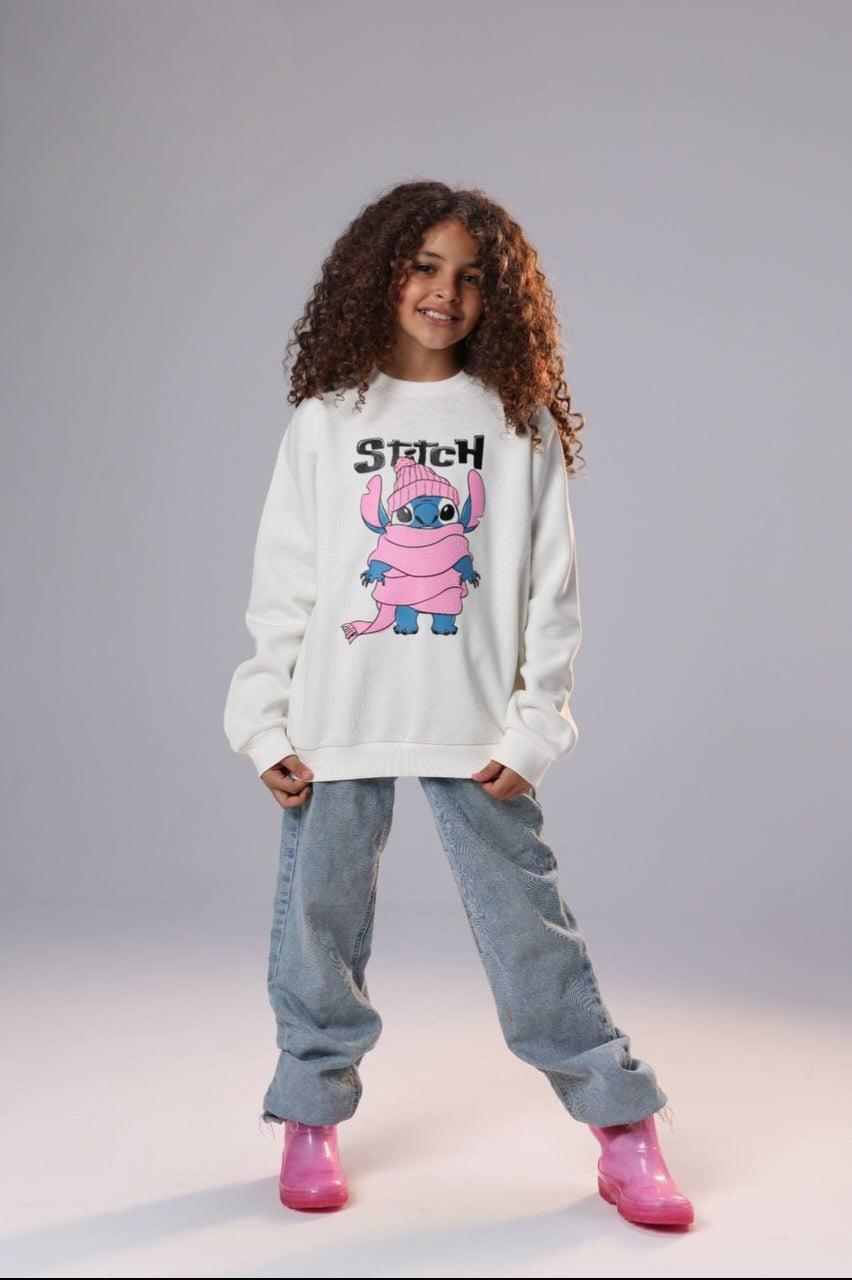 Girls’ Stitch Graphic Sweatshirt – Cozy White Long-Sleeve Pullover with Pink Winter Design