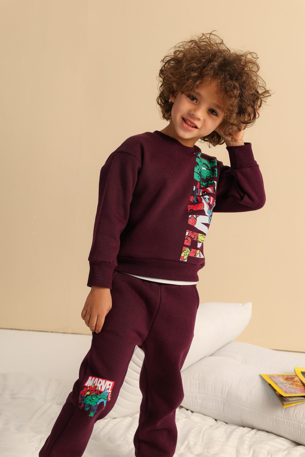 Boys Marvel Graphic Sweatshirt & Jogger Set – Burgundy