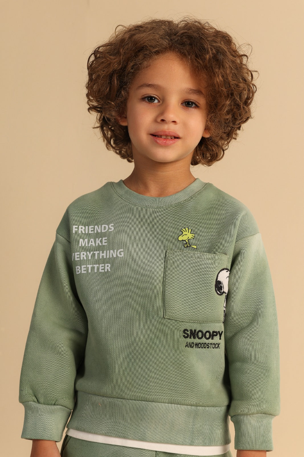 Boys’ Snoopy Green Sweatshirt & Jogger Set – Casual 2-Piece Tracksuit