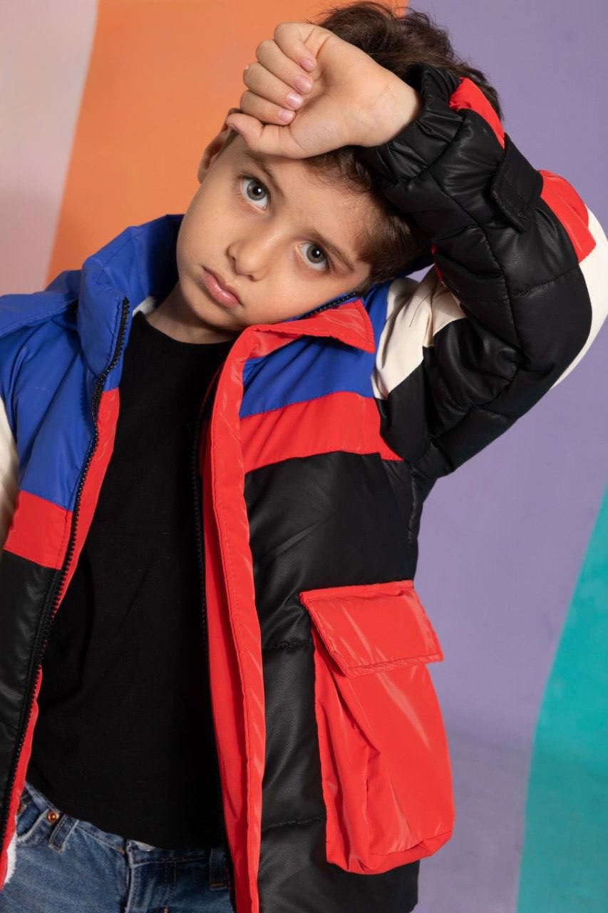 Boys’ Color-Block Padded Winter Jacket – Blue, Red & Black with Full-Zip Closure