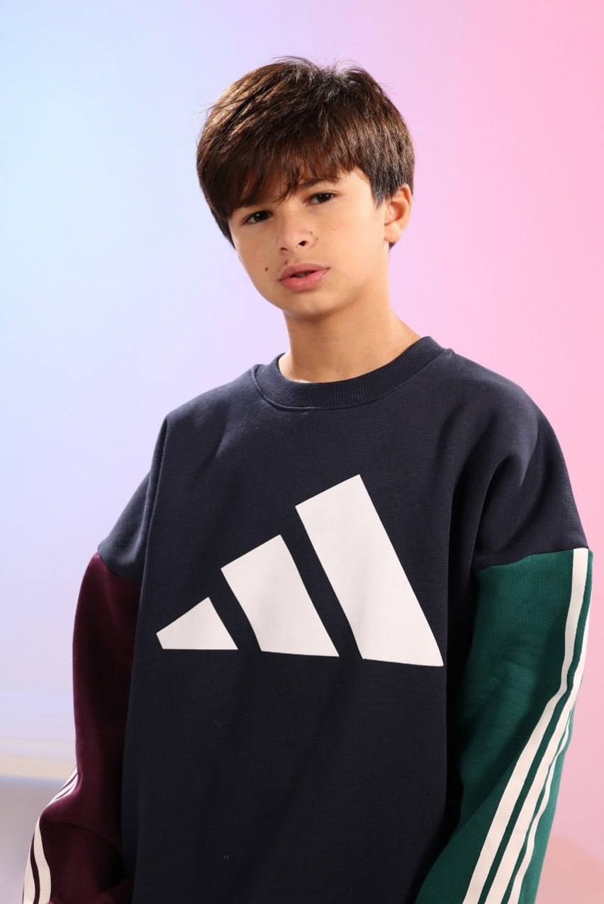 Boys’ Color Block Sweatshirt & Navy Joggers Set – Oversized Graphic Tracksuit