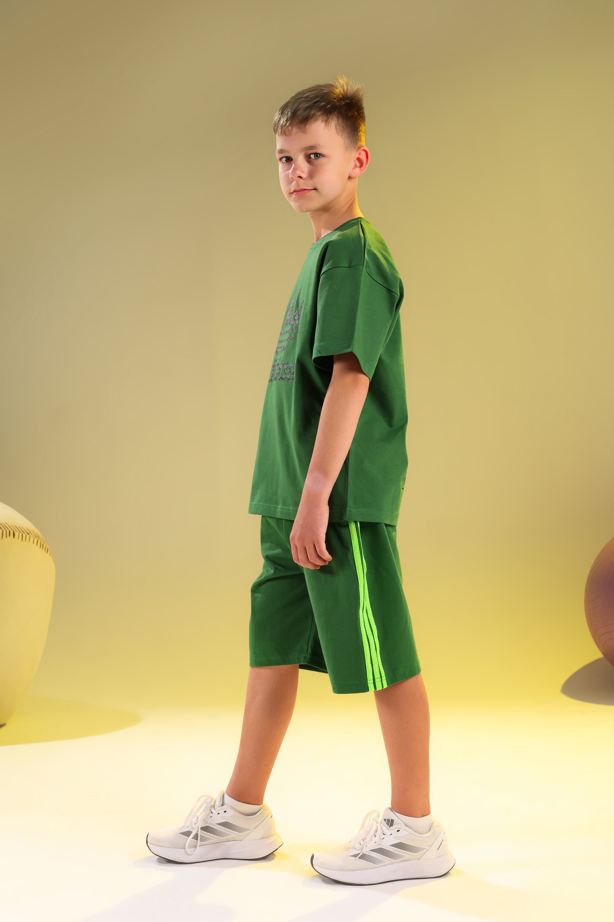Kids Oversized Sports Cotton Set – Green Graphic T-Shirt & Matching Shorts