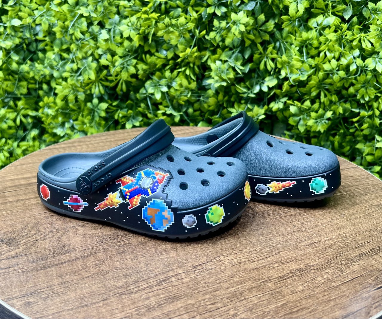 space x crocs