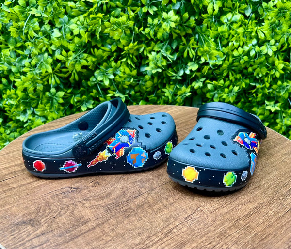 space x crocs