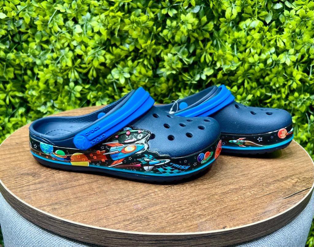 space war crocs - blue