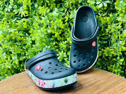 crocs black X