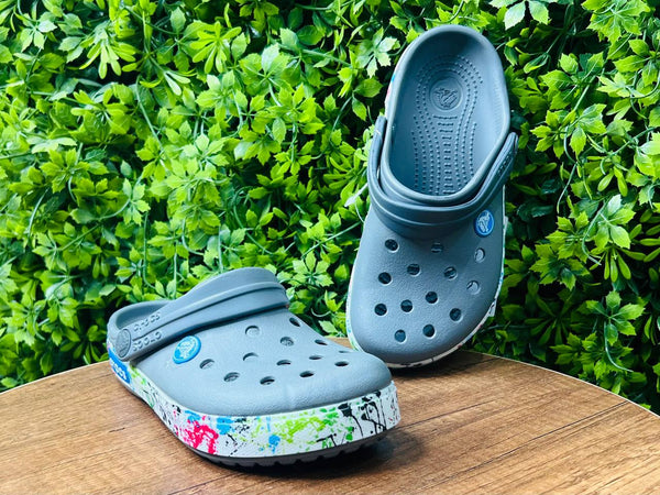 crocs gray X
