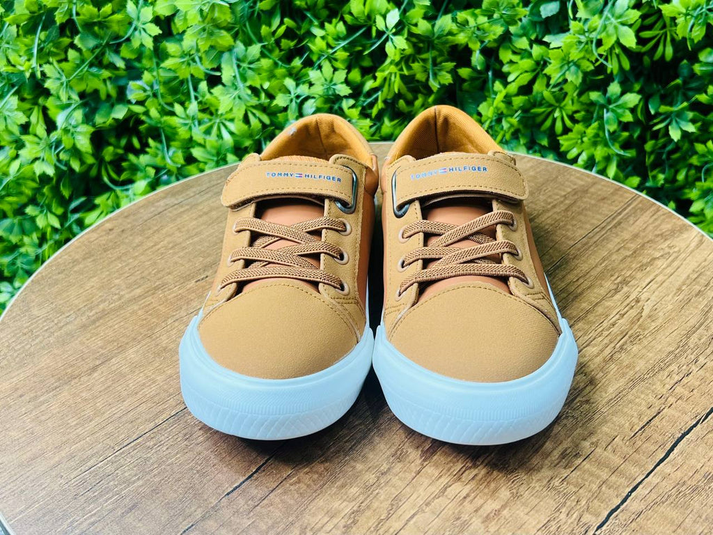 tommy hilfiger brown shoes