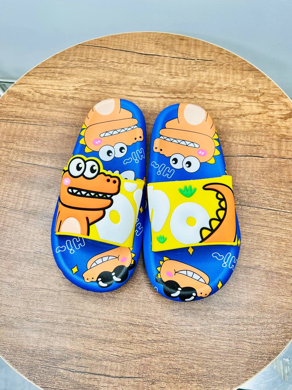 dino yellow slipper